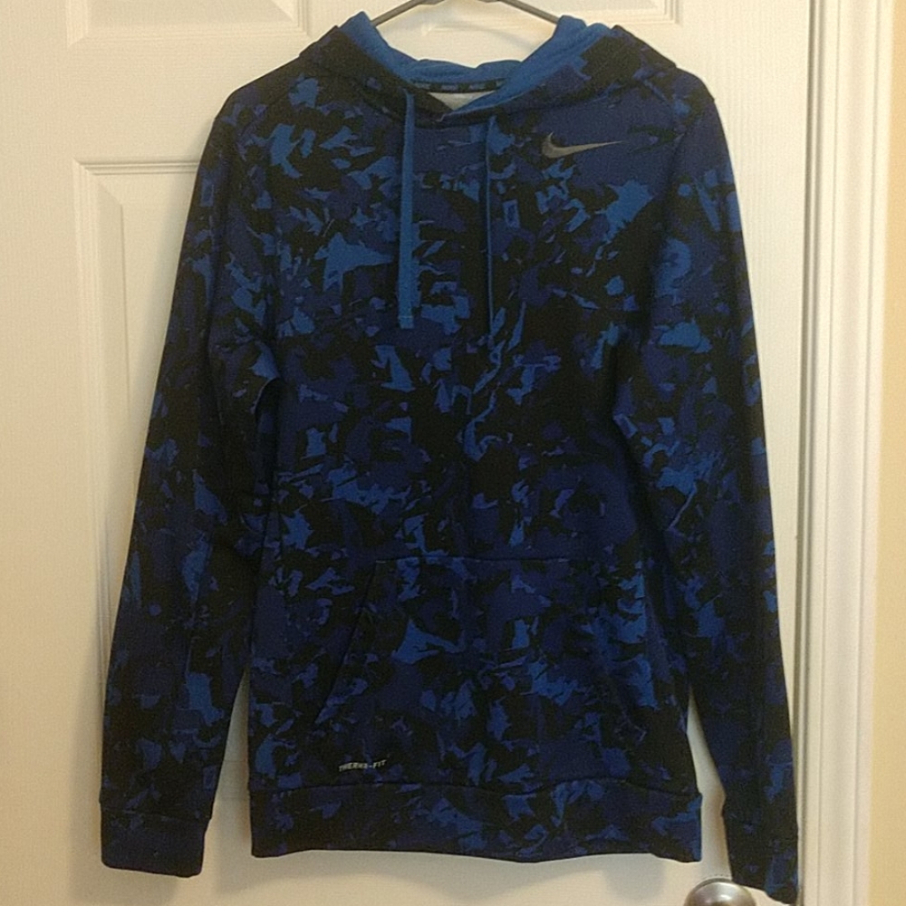 Nike therma-fit hoodie